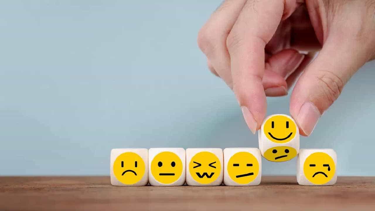 Stay Positive: ನಕಾರಾತ್ಮಕ ಅಂಶಗಳು ನಿಮ್ಮ ಮೇಲೆ ಪ್ರಭಾವ ಬೀರದಂತೆ ತಡೆಯಲು ಈ ವಿಧಾನಗಳು ಉತ್ತಮ Stay Positive: ನಕಾರಾತ್ಮಕ ಅಂಶಗಳು ನಿಮ್ಮ ಮೇಲೆ ಪ್ರಭಾವ ಬೀರದಂತೆ ತಡೆಯಲು ಈ ವಿಧಾನಗಳು ಉತ್ತಮ