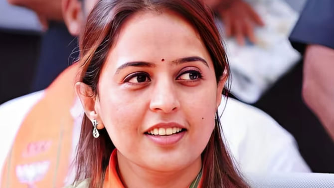 ಓರ್ವ ಮಹಿಳೆಯಾಗಿ ನಾನು...: ಕುಸ್ತಿಪಟುಗಳ ಪ್ರತಿಭಟನೆಗೆ ಮಹಾರಾಷ್ಟ್ರದ ಬಿಜೆಪಿ ಸಂಸದೆ ಬೆಂಬಲ ಓರ್ವ ಮಹಿಳೆಯಾಗಿ ನಾನು...: ಕುಸ್ತಿಪಟುಗಳ ಪ್ರತಿಭಟನೆಗೆ ಮಹಾರಾಷ್ಟ್ರದ ಬಿಜೆಪಿ ಸಂಸದೆ ಬೆಂಬಲ