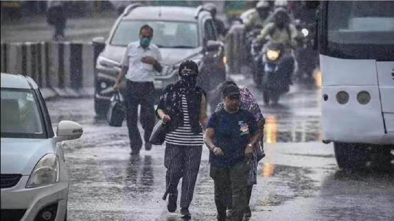 Karnataka Rains: ದಕ್ಷಿಣ ಕನ್ನಡ, ಉಡುಪಿ, ಶಿವಮೊಗ್ಗ ಸೇರಿ ರಾಜ್ಯದ 6 ಜಿಲ್ಲೆಗಳಲ್ಲಿ ಜುಲೈ 4ರವರೆಗೆ ಭಾರಿ ಮಳೆ Karnataka Rains: ದಕ್ಷಿಣ ಕನ್ನಡ, ಉಡುಪಿ, ಶಿವಮೊಗ್ಗ ಸೇರಿ ರಾಜ್ಯದ 6 ಜಿಲ್ಲೆಗಳಲ್ಲಿ ಜುಲೈ 4ರವರೆಗೆ ಭಾರಿ ಮಳೆ