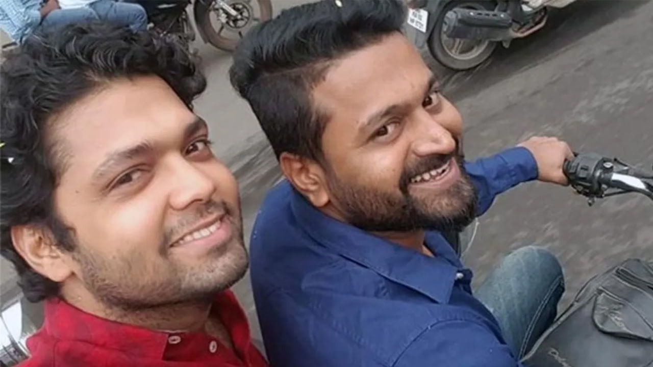 ರಕ್ಷಿತ್ ಶೆಟ್ಟಿ ಹಾಗೂ ರಿಷಬ್ ಶೆಟ್ಟಿ ಮಧ್ಯೆ ಫ್ರೆಂಡ್ಶಿಪ್ ಬೆಳೆದಿದ್ದು ಹೇಗೆ? ಇಲ್ಲಿದೆ ಇವರ ಗೆಳೆತನದ ಕಥೆ ರಕ್ಷಿತ್ ಶೆಟ್ಟಿ ಹಾಗೂ ರಿಷಬ್ ಶೆಟ್ಟಿ ಮಧ್ಯೆ ಫ್ರೆಂಡ್ಶಿಪ್ ಬೆಳೆದಿದ್ದು ಹೇಗೆ? ಇಲ್ಲಿದೆ ಇವರ ಗೆಳೆತನದ ಕಥೆ