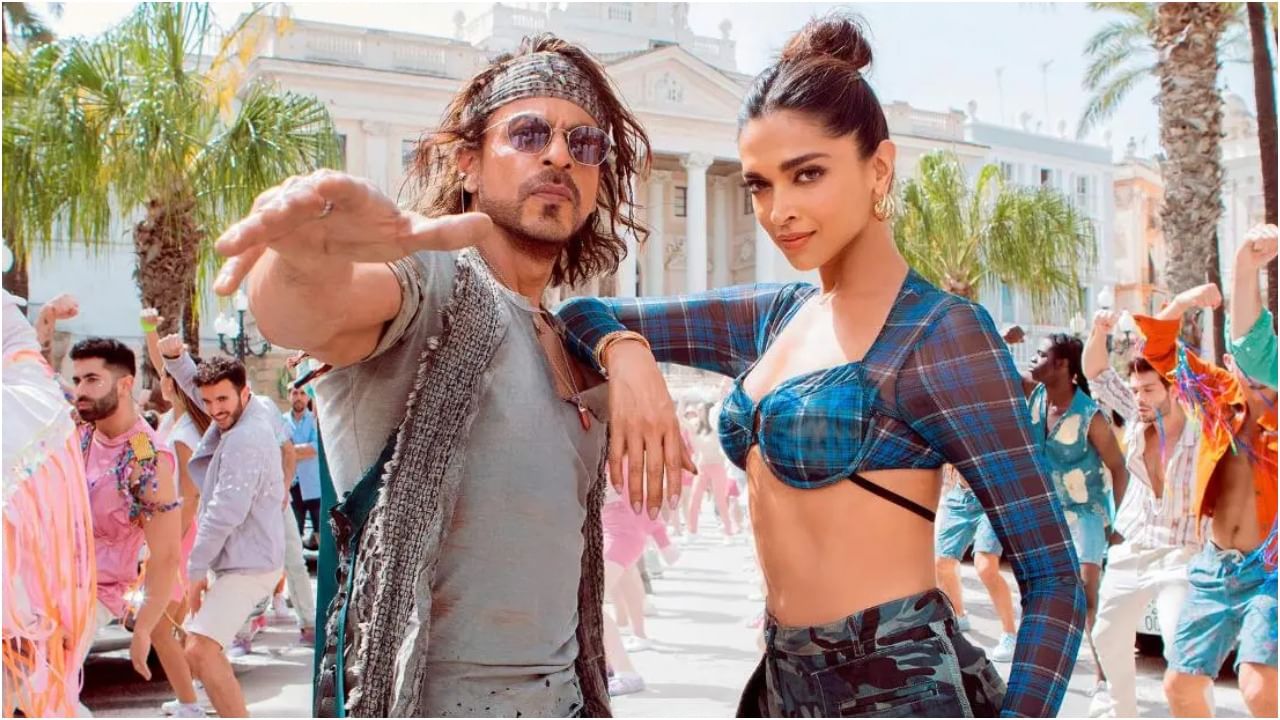 Shah Rukh Khan: ಮತ್ತೆ 3 ಸಾವಿರಕ್ಕೂ ಅಧಿಕ ಪರದೆಗಳಲ್ಲಿ ಬಿಡುಗಡೆ ಆಗಲಿದೆ ‘ಪಠಾಣ್’: ಈ ಬಾರಿ ‘ಕೆಜಿಎಫ್ 2’ ಚಿತ್ರದ ದಾಖಲೆ ಮುರಿಯುತ್ತಾ? Shah Rukh Khan: ಮತ್ತೆ 3 ಸಾವಿರಕ್ಕೂ ಅಧಿಕ ಪರದೆಗಳಲ್ಲಿ ಬಿಡುಗಡೆ ಆಗಲಿದೆ ‘ಪಠಾಣ್’: ಈ ಬಾರಿ ‘ಕೆಜಿಎಫ್ 2’ ಚಿತ್ರದ ದಾಖಲೆ ಮುರಿಯುತ್ತಾ?