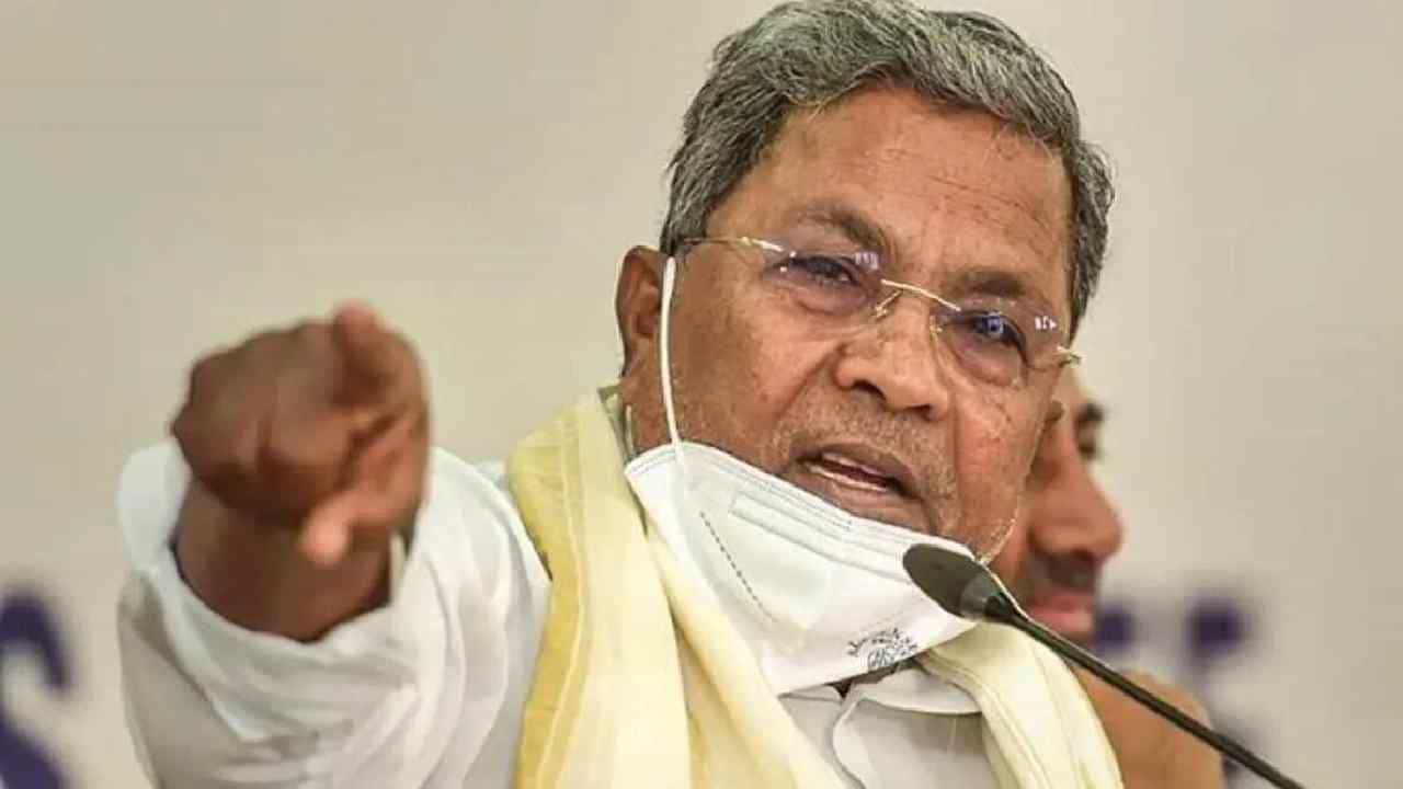 100 ಯೂನಿಟ್ ಬಳಸುವವರಿಗೆ 200 ಯೂನಿಟ್ ವಿದ್ಯುತ್ ಉಚಿತ ಯಾಕೆ?: ಸಿಎಂ ಸಿದ್ದರಾಮಯ್ಯ ಪ್ರಶ್ನೆ 100 ಯೂನಿಟ್ ಬಳಸುವವರಿಗೆ 200 ಯೂನಿಟ್ ವಿದ್ಯುತ್ ಉಚಿತ ಯಾಕೆ?: ಸಿಎಂ ಸಿದ್ದರಾಮಯ್ಯ ಪ್ರಶ್ನೆ