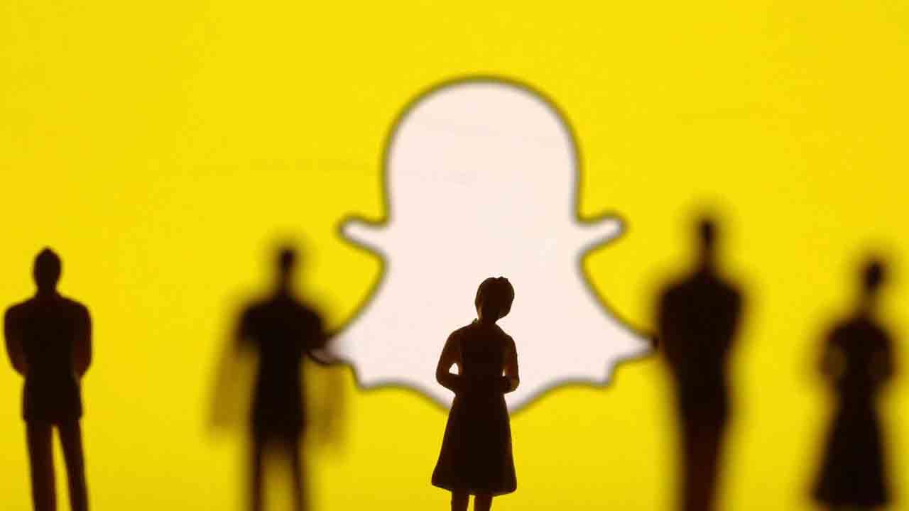 SnapChat: ಬೆಂಗಳೂರಿನಲ್ಲಿ ಹೆಚ್ಚು ಬಳಕೆಯಾಗುವ ಅಡ್ಡ ಹೆಸರುಗಳನ್ನು ಬಿಡುಗಡೆ ಮಾಡಿದ ಸ್ನ್ಯಾಪ್ ಚಾಟ್ SnapChat: ಬೆಂಗಳೂರಿನಲ್ಲಿ ಹೆಚ್ಚು ಬಳಕೆಯಾಗುವ ಅಡ್ಡ ಹೆಸರುಗಳನ್ನು ಬಿಡುಗಡೆ ಮಾಡಿದ ಸ್ನ್ಯಾಪ್ ಚಾಟ್