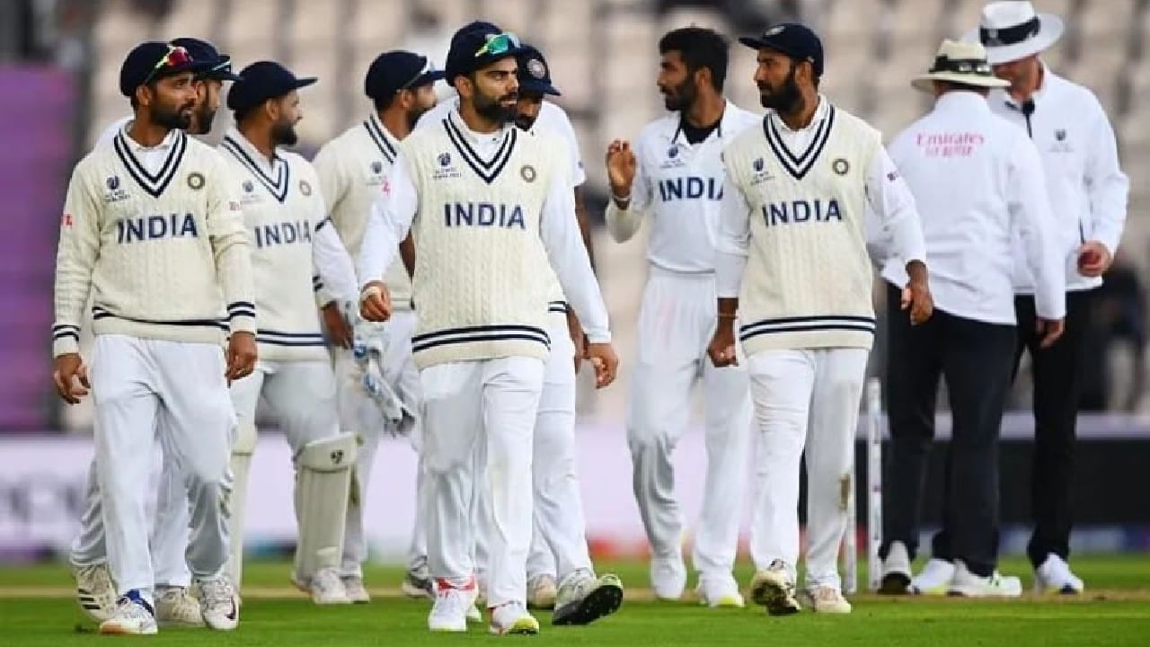 WTC Final 2023: ವಿಶ್ವ ಟೆಸ್ಟ್ ಚಾಂಪಿಯನ್ಶಿಪ್ ಫೈನಲ್ ಪಂದ್ಯಕ್ಕೆ ದಿನಗಳು ಮಾತ್ರ ಉಳಿದಿರುವಾಗ ಟೀಮ್ ಇಂಡಿಯಾಗೆ ಗಾಯದ ಸಮಸ್ಯೆ ಎದುರಾಗಿದೆ. ತಂಡದ ವಿಕೆಟ್ ಕೀಪರ್ ಬ್ಯಾಟ್ಸ್ಮನ್ ಅಭ್ಯಾಸದ ವೇಳೆ ಗಾಯಗೊಂಡಿದ್ದಾರೆ.