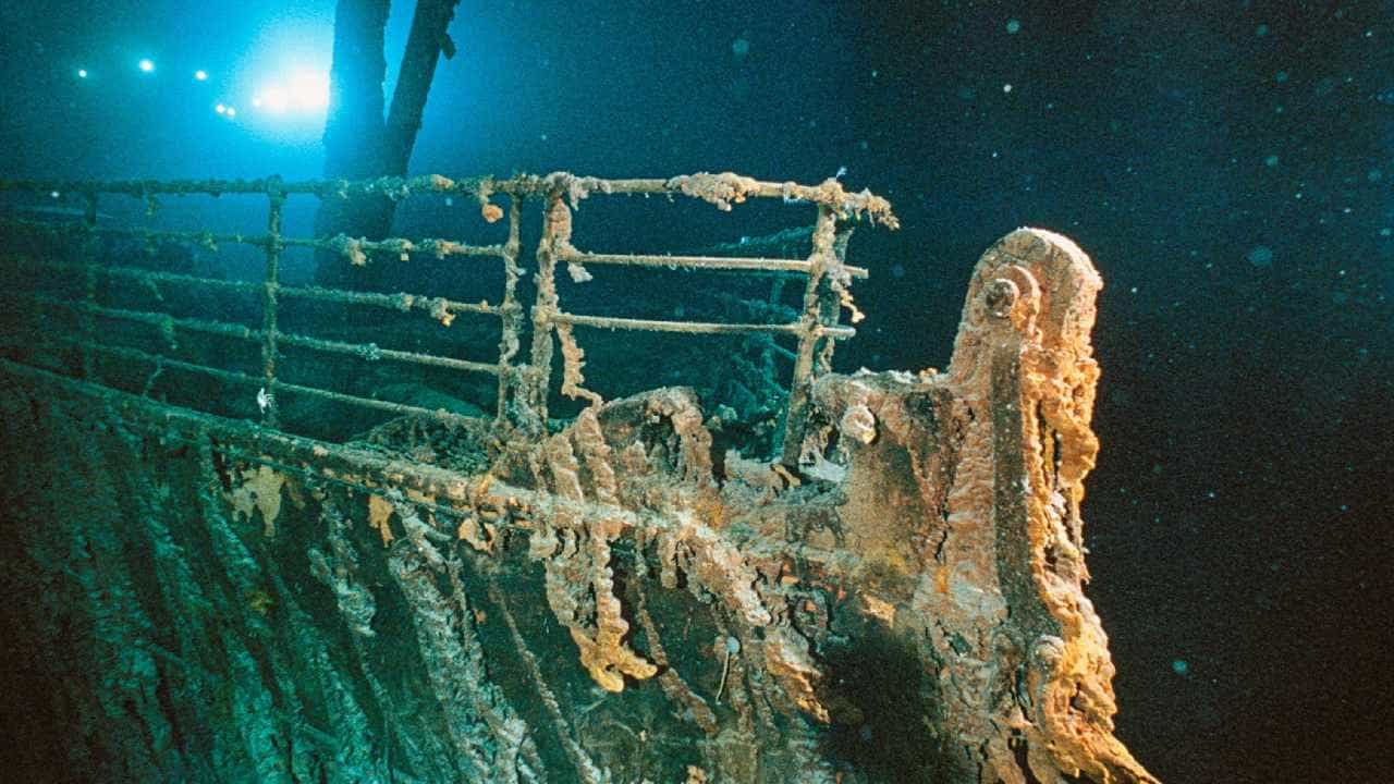 Titanic Submarine: ಟೈಟಾನಿಕ್ ಹಡಗು ಮುಳುಗಿದ್ದ ಸ್ಥಳದಲ್ಲೇ ಮತ್ತೊಂದು ಅವಘಡ, ಪ್ರವಾಸಿಗರನ್ನು ಹೊತ್ತೊಯ್ಯುತ್ತಿದ್ದ ಟೈಟಾನಿಕ್ ಜಲಾಂತರ್ಗಾಮಿ ನಾಪತ್ತೆ Titanic Submarine: ಟೈಟಾನಿಕ್ ಹಡಗು ಮುಳುಗಿದ್ದ ಸ್ಥಳದಲ್ಲೇ ಮತ್ತೊಂದು ಅವಘಡ, ಪ್ರವಾಸಿಗರನ್ನು ಹೊತ್ತೊಯ್ಯುತ್ತಿದ್ದ ಟೈಟಾನಿಕ್ ಜಲಾಂತರ್ಗಾಮಿ ನಾಪತ್ತೆ