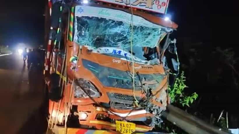 Andhra Pradesh: ರಸ್ತೆ ದಾಟುವಾಗ ಟ್ರಕ್ ಡಿಕ್ಕಿ ಹೊಡೆದ ಪರಿಣಾಮ 3 ಆನೆಗಳು ಸ್ಥಳದಲ್ಲೇ ಸಾವು