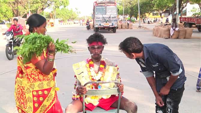 Weird Superstitions: ಶತ ಶತಮಾನಗಳಿಂದ ನಡೆದು ಬಂದಿದೆ ಇಂತಹ ವಿಚಿತ್ರ ಆಚರಣೆ, ನೋಡಿದವರ ಎದೆ ಝಲ್ ಅನ್ನುತ್ತದೆ! ಸರ್ಕಾರ ಇದಕ್ಕೆ ನಿರ್ಬಂಧ ಹಾಕಬೇಕಿದೆ
