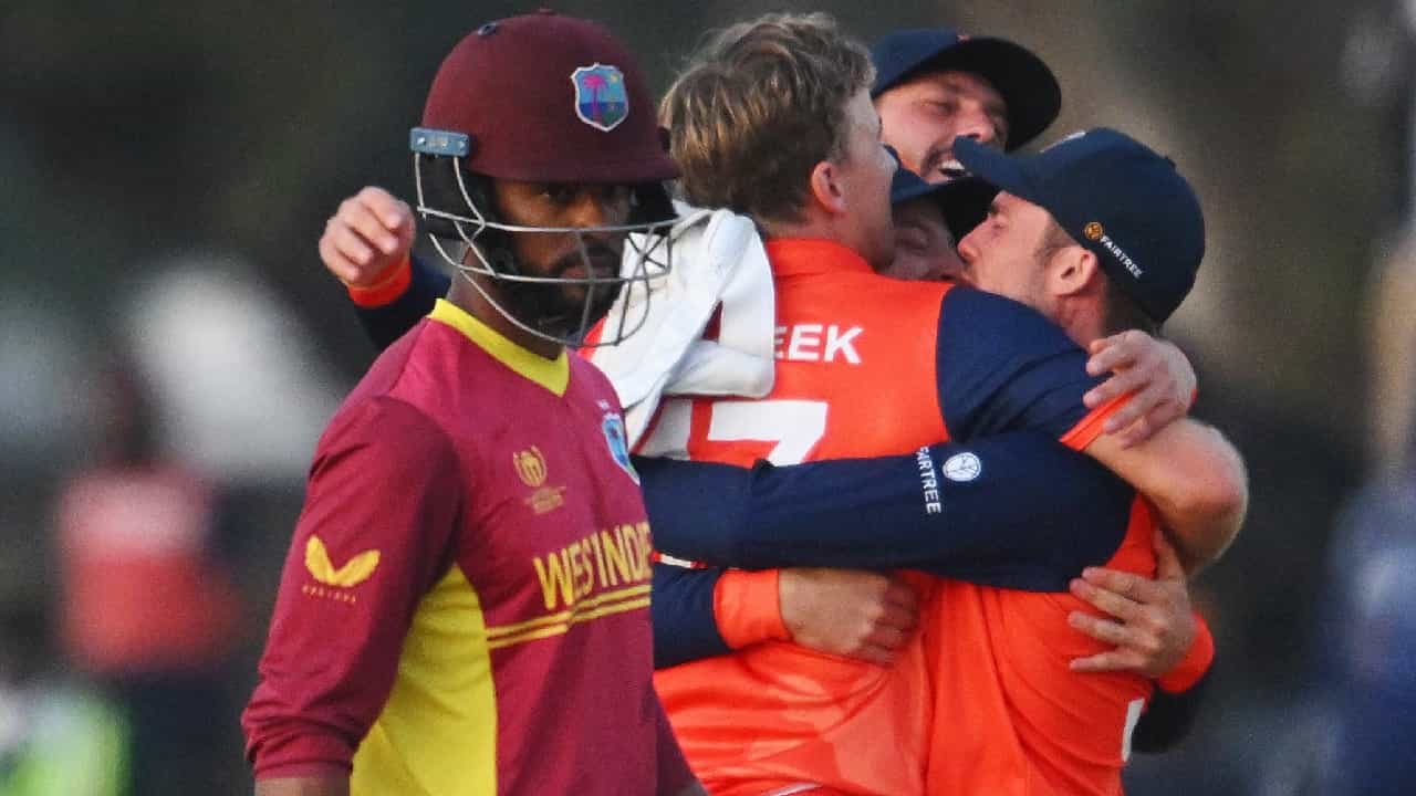 ICC World Cup Qualifiers 2023: ಹರಾರೆಯಲ್ಲಿ ನಡೆದ ವೆಸ್ಟ್ ಇಂಡೀಸ್ ವಿರುದ್ಧದ ರಣರೋಚಕ ಪಂದ್ಯದಲ್ಲಿ ಸೂಪರ್ ಗೆಲುವು ದಾಖಲಿಸುವ ಮೂಲಕ ನೆದರ್ಲ್ಯಾಂಡ್ಸ್ ತಂಡವು ಹೊಸ ಇತಿಹಾಸ ನಿರ್ಮಿಸಿದೆ.