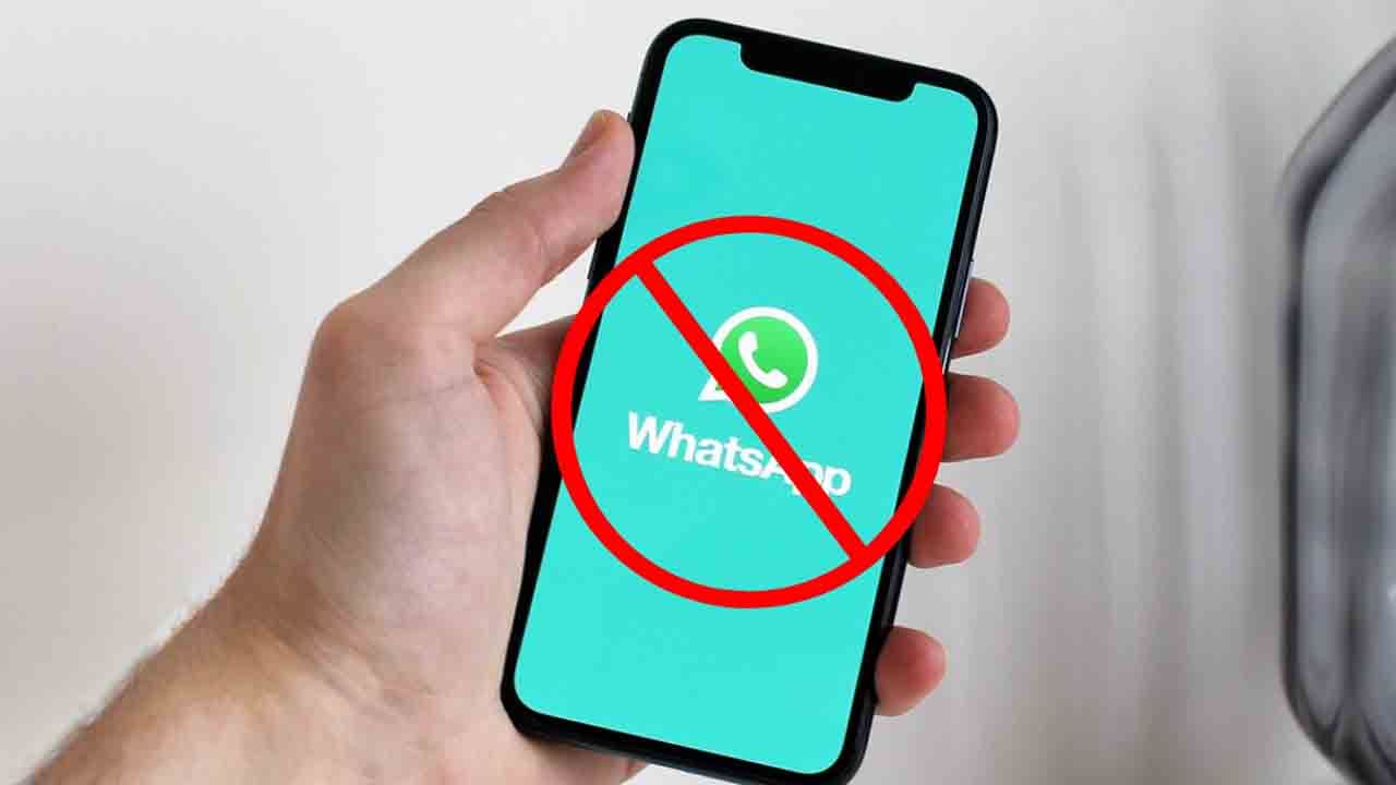 WhatsApp Ban: ಏಪ್ರಿಲ್ ತಿಂಗಳಲ್ಲಿ ಭಾರತದ 74 ಲಕ್ಷ ವಾಟ್ಸ್ಆ್ಯಪ್ ಖಾತೆ ಬ್ಯಾನ್ ಮಾಡಿದ ಕಂಪನಿ WhatsApp Ban: ಏಪ್ರಿಲ್ ತಿಂಗಳಲ್ಲಿ ಭಾರತದ 74 ಲಕ್ಷ ವಾಟ್ಸ್ಆ್ಯಪ್ ಖಾತೆ ಬ್ಯಾನ್ ಮಾಡಿದ ಕಂಪನಿ