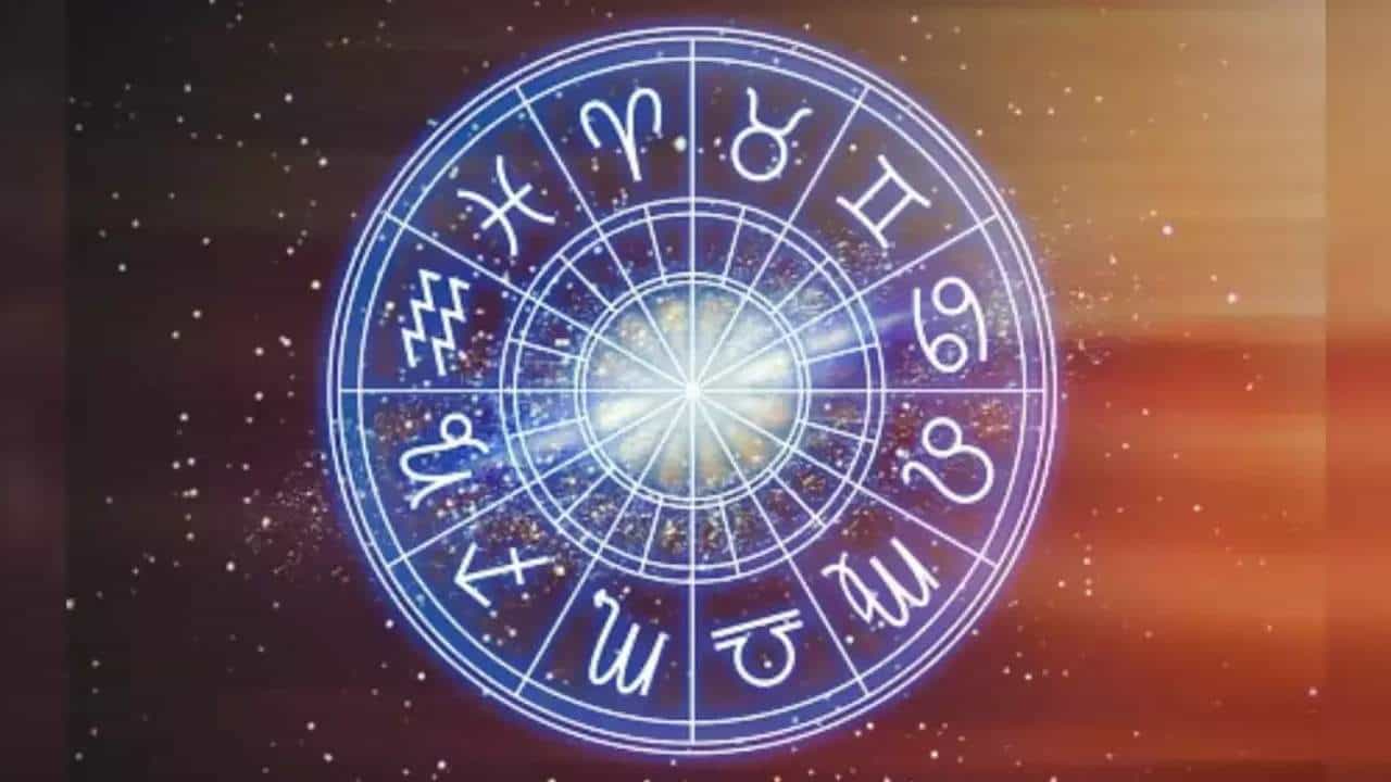 Rashi Bhavishya: ಧೃತಿಗೆಡದೇ ನಿಮ್ಮ ಕೆಲಸ ಮುಂದುವರೆಸಿ, ದೇವರ ಅನುಗ್ರಹವಾಗಲಿದೆ Rashi Bhavishya: ಧೃತಿಗೆಡದೇ ನಿಮ್ಮ ಕೆಲಸ ಮುಂದುವರೆಸಿ, ದೇವರ ಅನುಗ್ರಹವಾಗಲಿದೆ
