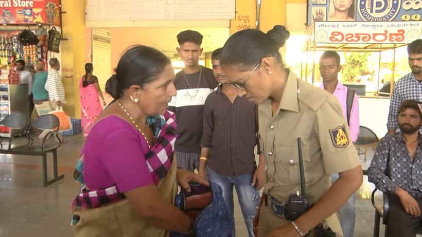 Bagalkote News: ಉಚಿತ ಪ್ರಯಾಣದಿಂದ ರಶ್ ಆದ ಬಸ್ನಲ್ಲಿ ಕಳ್ಳರ ಕೈಚಳಕ, ಅಜ್ಜಿಯ ಬ್ಯಾಗನಿಂದ ಹಣ ಮಾಯ