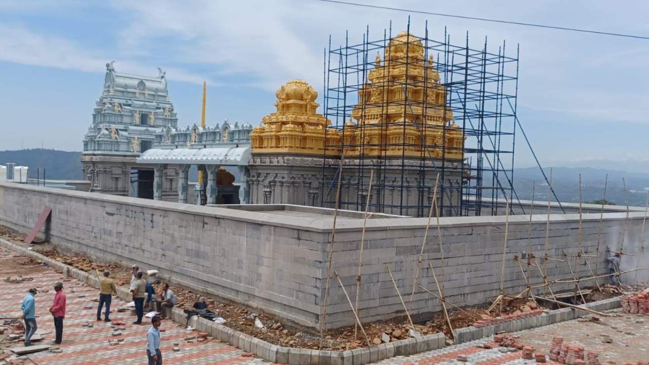 ಜಮ್ಮುವಿನಲ್ಲಿ ಟಿಟಿಡಿಯಿಂದ ಬಾಲಾಜಿ ದೇವಸ್ಥಾನ; ಜೂನ್ 8 ರಿಂದ ಭಕ್ತರಿಗೆ ದರ್ಶನ ಜಮ್ಮುವಿನಲ್ಲಿ ಟಿಟಿಡಿಯಿಂದ ಬಾಲಾಜಿ ದೇವಸ್ಥಾನ; ಜೂನ್ 8 ರಿಂದ ಭಕ್ತರಿಗೆ ದರ್ಶನ