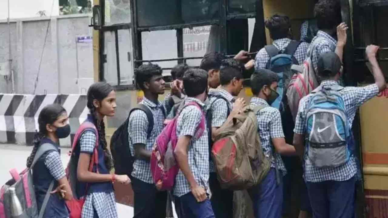 ವಿದ್ಯಾರ್ಥಿಗಳಿಗೆ ಬಿಎಂಟಿಸಿ ಸಾರಿಗೆ ಸಂಸ್ಥೆಯಿಂದ ಗುಡ್ ನ್ಯೂಸ್: ಜುಲೈ 15 ರವರೆಗೆ ಸಾಮಾನ್ಯ ಸೇವೆಯಲ್ಲಿ ಪ್ರಯಾಣಿಸಲು ಅವಕಾಶ ವಿದ್ಯಾರ್ಥಿಗಳಿಗೆ ಬಿಎಂಟಿಸಿ ಸಾರಿಗೆ ಸಂಸ್ಥೆಯಿಂದ ಗುಡ್ ನ್ಯೂಸ್: ಜುಲೈ 15 ರವರೆಗೆ ಸಾಮಾನ್ಯ ಸೇವೆಯಲ್ಲಿ ಪ್ರಯಾಣಿಸಲು ಅವಕಾಶ