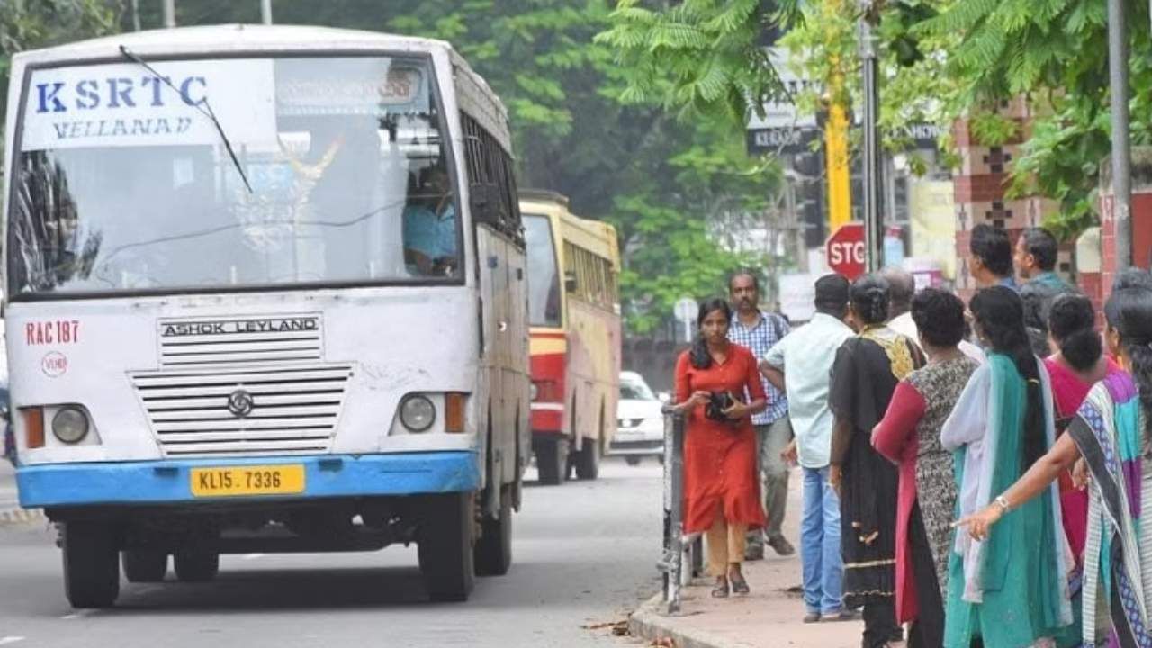 ಕೆಎಸ್ಆರ್​ಟಿಸಿಯಲ್ಲಿ ಒಟ್ಟು ಸಂಚರಿಸಿದ ಮಹಿಳಾ ಪ್ರಯಾಣಿಕರ ಸಂಖ್ಯೆ- 1,04,59,631,
ಒಟ್ಟು ಮಹಿಳಾ ಪ್ರಯಾಣದ ಟಿಕೆಟ್ ಮೌಲ್ಯ- 31,93,40,154.