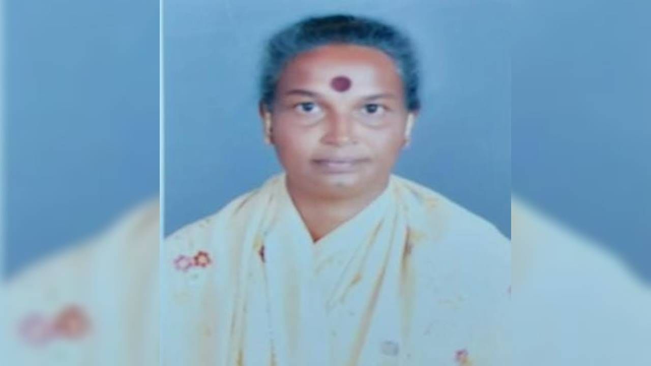 ಜಾರಕಿಹೊಳಿ ಬ್ರದರ್ಸ್ ಹಿರಿಯ ಸಹೋದರಿ ನಿಧನ: ಅಂತ್ಯಕ್ರಿಯೆಗೆ ಸತೀಶ್ ಗೈರು ಜಾರಕಿಹೊಳಿ ಬ್ರದರ್ಸ್ ಹಿರಿಯ ಸಹೋದರಿ ನಿಧನ: ಅಂತ್ಯಕ್ರಿಯೆಗೆ ಸತೀಶ್ ಗೈರು