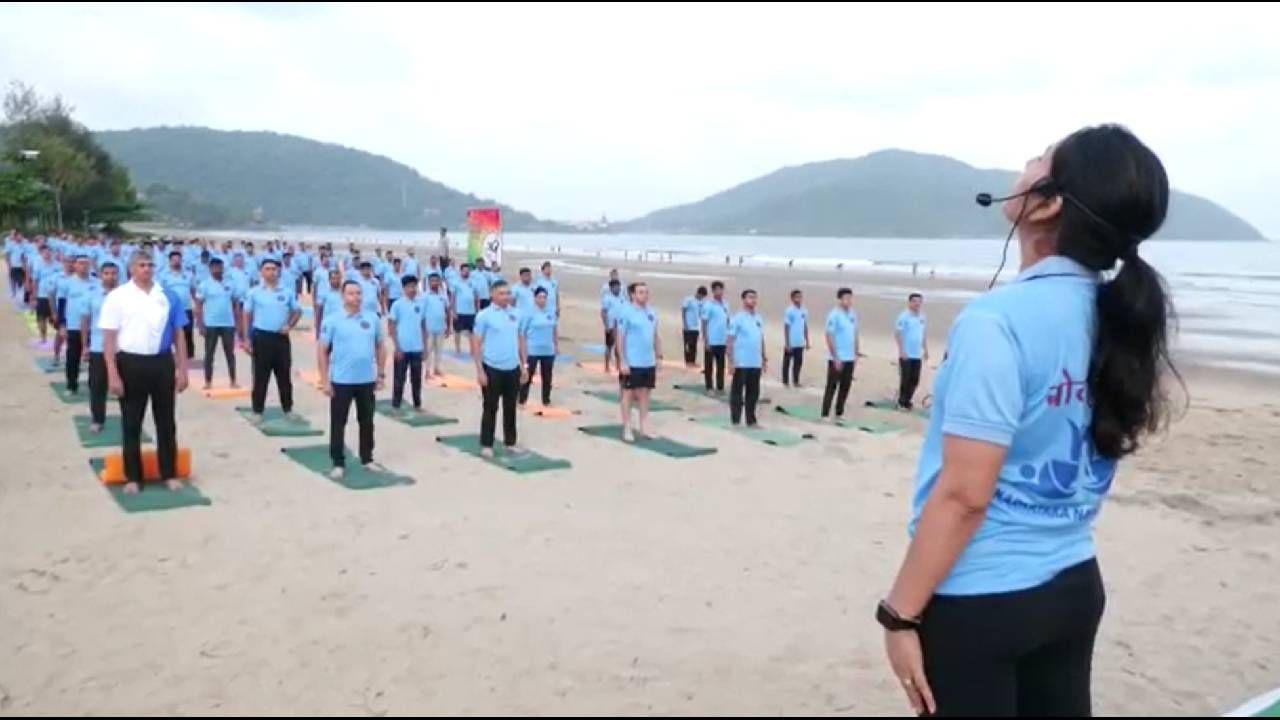 International Yoga Day 2023: Karnataka various district international yoga day celebration here is the photos
