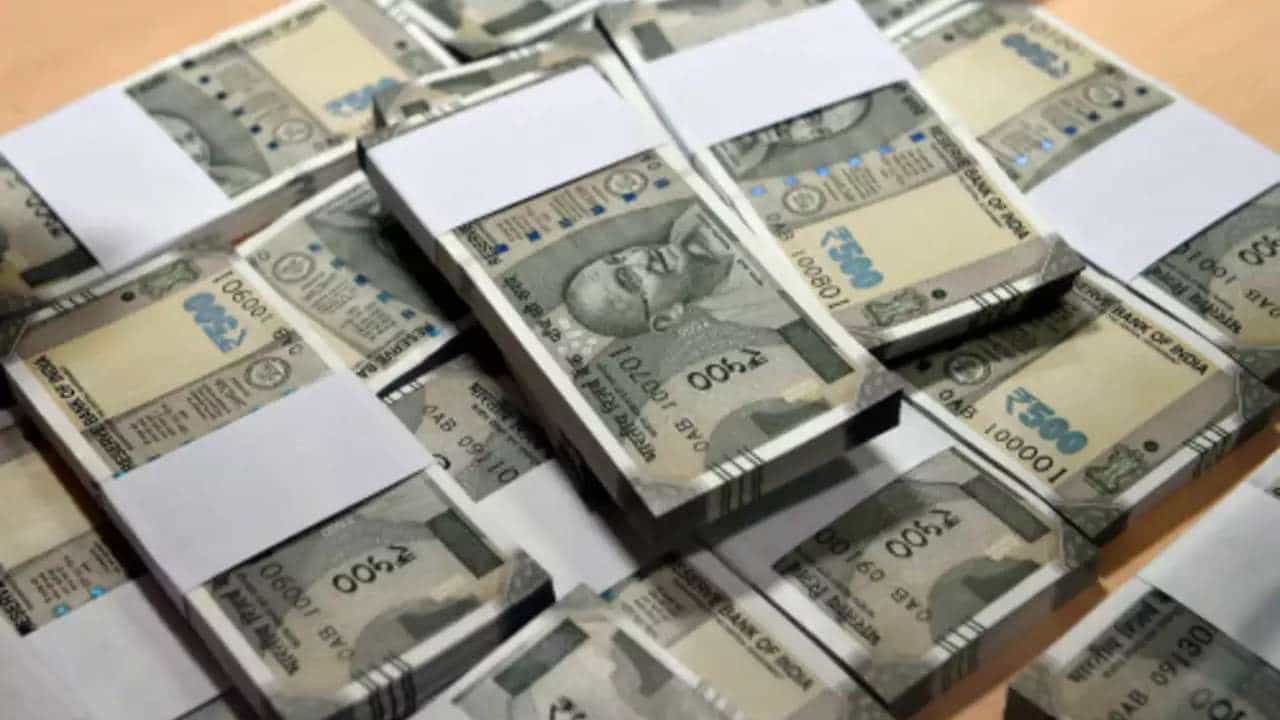 Rs 500 Notes: ಮುದ್ರಣಗೊಂಡ ಕೋಟ್ಯಂತರ 500 ರೂ ನೋಟುಗಳು ಆರ್ಬಿಐಗೆ ತಲುಪುವ ಮುನ್ನವೇ ಕಾಣೆಯಾಗಿವೆಯಾ? ಆರ್ಬಿಐ ಏನು ಹೇಳುತ್ತೆ? Rs 500 Notes: ಮುದ್ರಣಗೊಂಡ ಕೋಟ್ಯಂತರ 500 ರೂ ನೋಟುಗಳು ಆರ್ಬಿಐಗೆ ತಲುಪುವ ಮುನ್ನವೇ ಕಾಣೆಯಾಗಿವೆಯಾ? ಆರ್ಬಿಐ ಏನು ಹೇಳುತ್ತೆ?
