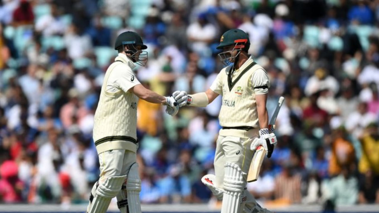 Smith not only scored a record century but also had a record partnership with Travis Head. Smith and Head, who lost 3 wickets for 76 runs and took responsibility for the Aussie innings, put on a partnership of 285 runs.