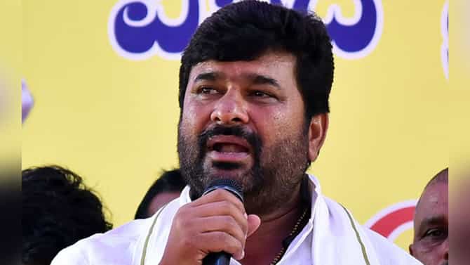 ಸಚಿವ ಸ್ಥಾನ ಸಿಗದಿದ್ದಕ್ಕೆ ಪಕ್ಷದ ವಿರುದ್ಧ ಶಾಸಕ ವಿನಯ್ ಕುಲಕರ್ಣಿ ಅಸಮಾಧಾನ