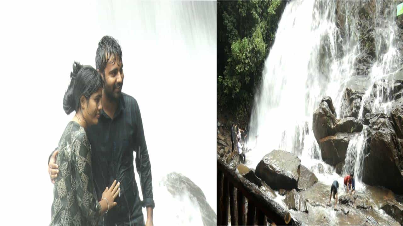 ಮಲೆನಾಡಲ್ಲಿ ಸುರಿದ ಧಾರಾಕಾರ ಮಳೆಯಿಂದ ಜಲಪಾತಗಳಿಗೆ ಜೀವಕಳೆ ಬಂದಿದೆ. ಹಚ್ಚ ಹಸಿರಿನ ನಡುವೆ ಧುಮುಕುತ್ತಿರುವ ಜಲಪಾತ, ನೋಡುಗರನ್ನೊಮ್ಮೆ ಮಂತ್ರಮುಗ್ಧರನ್ನಾಗಿಸುತ್ತದೆ.