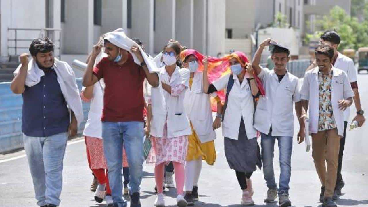 AIIMS INI-CET ಕೌನ್ಸೆಲಿಂಗ್: 2ನೇ ಸುತ್ತಿನ ಸೀಟು ಹಂಚಿಕೆ ಪಟ್ಟಿ ಬಿಡುಗಡೆ AIIMS INI-CET ಕೌನ್ಸೆಲಿಂಗ್: 2ನೇ ಸುತ್ತಿನ ಸೀಟು ಹಂಚಿಕೆ ಪಟ್ಟಿ ಬಿಡುಗಡೆ