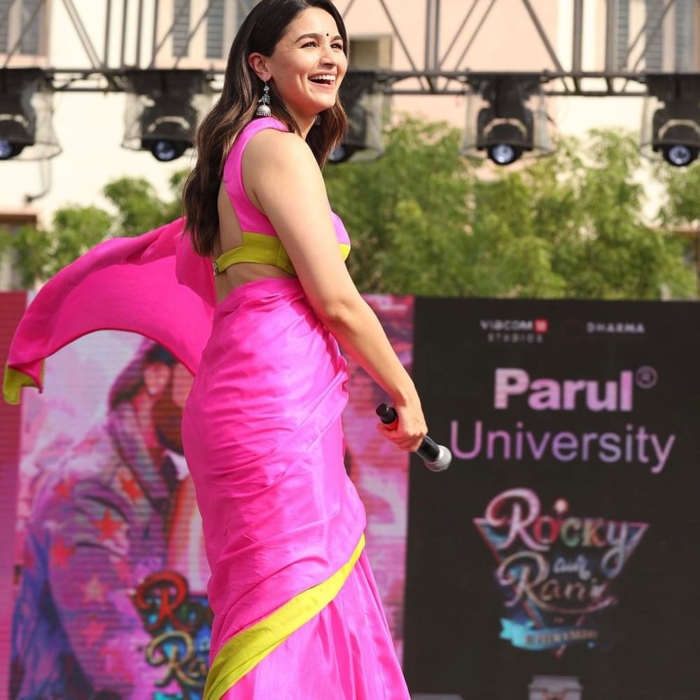 'ರಾಕಿ ಔರ್ ರಾಣಿ ಕಿ ಪ್ರೇಮ್ ಕಹಾನಿ' ಸಿನಿಮಾ ಕೆಲವೇ ದಿನಗಳಲ್ಲಿ ಬಿಡುಗಡೆ ಆಗಲಿದೆ.