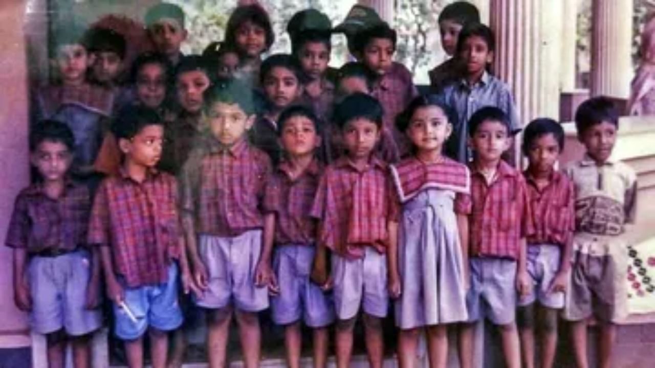 ಈ ಫೋಟೋದಲ್ಲಿ ಸ್ಟಾರ್ ನಟಿ ಯಾರೆಂದು ಪತ್ತೆ ಹಚ್ಚುವಿರಾ? ಪುನೀತ್ ಜೊತೆಯೂ ನಟಿಸಿದ್ದರು ಈ ಫೋಟೋದಲ್ಲಿ ಸ್ಟಾರ್ ನಟಿ ಯಾರೆಂದು ಪತ್ತೆ ಹಚ್ಚುವಿರಾ? ಪುನೀತ್ ಜೊತೆಯೂ ನಟಿಸಿದ್ದರು