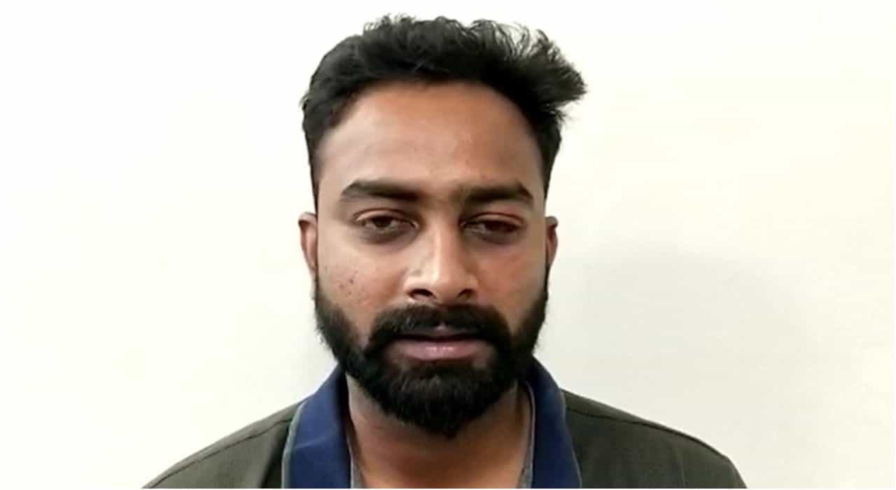 ಕೊಳ್ಳೇಗಾಲ ಬಳಿ ಬಿಜೆಪಿ ಮುಖಂಡನ ಮೇಲೆ ಹಲ್ಲೆ; ಆರೋಪಿಗಳಿಗಾಗಿ ಪೊಲೀಸರಿಂದ ಶೋಧ ಕೊಳ್ಳೇಗಾಲ ಬಳಿ ಬಿಜೆಪಿ ಮುಖಂಡನ ಮೇಲೆ ಹಲ್ಲೆ; ಆರೋಪಿಗಳಿಗಾಗಿ ಪೊಲೀಸರಿಂದ ಶೋಧ
