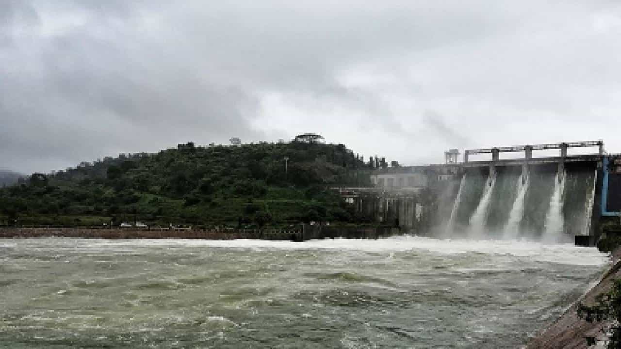 Karnataka Dam Water Level: ಆ.3ರ ಕರ್ನಾಟಕದ ಪ್ರಮುಖ ಡ್ಯಾಂಗಳ ನೀರಿನ ಮಟ್ಟ ಇಲ್ಲಿದೆ Karnataka Dam Water Level: ಆ.3ರ ಕರ್ನಾಟಕದ ಪ್ರಮುಖ ಡ್ಯಾಂಗಳ ನೀರಿನ ಮಟ್ಟ ಇಲ್ಲಿದೆ