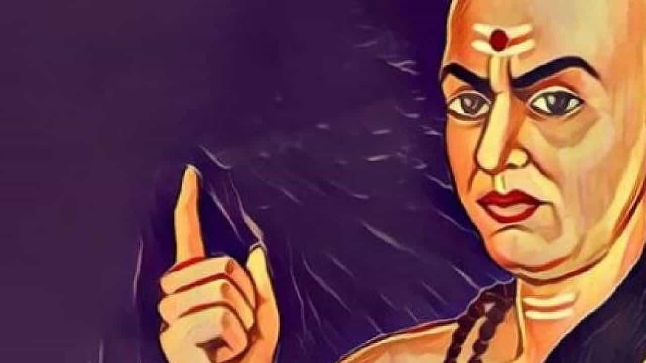 ಚಾಣಕ್ಯ ನೀತಿ: ಮಹಿಳೆಯಲ್ಲಿ ಈ ಐದು ಗುಣಗಳಿದ್ದರೆ ಪತಿಯ ಯಶಸ್ಸು ಕಟ್ಟಿಟ್ಟ ಬುತ್ತಿ!