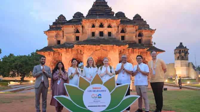 G-20 ಪ್ರತಿನಿಧಿಗಳಿಂದ ವಿಶ್ವ ವಿಖ್ಯಾತ ಹಂಪಿ ವೀಕ್ಷಣೆ, ಸ್ಮಾರಕಗಳ ಸೊಬಗಿಗೆ ಮನಸೋತ ಗಣ್ಯರು