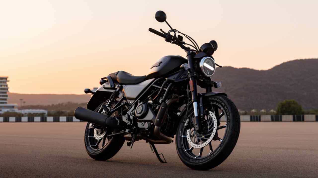 Harley-Davidson X440: ಅಚ್ಚರಿ ಬೆಲೆಗೆ ಬಿಡುಗಡೆಗೊಂಡ ಹಾರ್ಲೆ ಡೇವಿಡ್ಸನ್ ಎಕ್ಸ್440 ಬೈಕ್ Harley-Davidson X440: ಅಚ್ಚರಿ ಬೆಲೆಗೆ ಬಿಡುಗಡೆಗೊಂಡ ಹಾರ್ಲೆ ಡೇವಿಡ್ಸನ್ ಎಕ್ಸ್440 ಬೈಕ್
