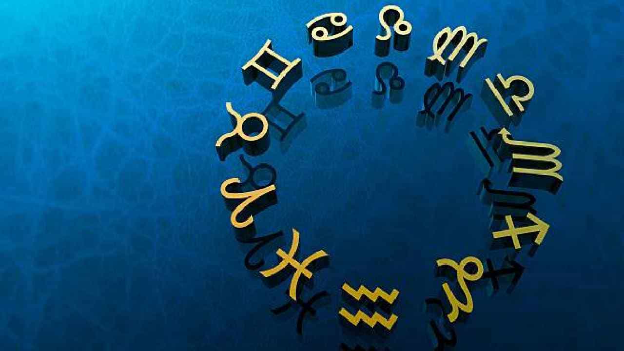 Daily Horoscope 19 July: ಇಂದಿನ ರಾಶಿಭವಿಷ್ಯ, ಪ್ರೀತಿಯನ್ನು ಈ ರಾಶಿಯವರು ಲಘುವಾಗಿ ಸ್ವೀಕರಿಸಿ ಪ್ರಿಯಕರನಿಂದ ದೂರಾಗುವ ಸಾಧ್ಯತೆ ಇದೆ Daily Horoscope 19 July: ಇಂದಿನ ರಾಶಿಭವಿಷ್ಯ, ಪ್ರೀತಿಯನ್ನು ಈ ರಾಶಿಯವರು ಲಘುವಾಗಿ ಸ್ವೀಕರಿಸಿ ಪ್ರಿಯಕರನಿಂದ ದೂರಾಗುವ ಸಾಧ್ಯತೆ ಇದೆ
