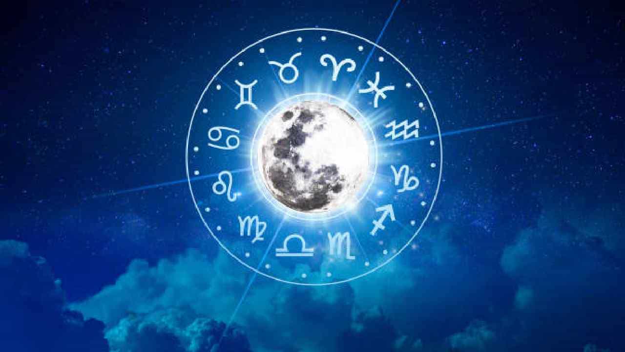 Horoscope: ದಿನಭವಿಷ್ಯ, ಈ ರಾಶಿಯವರ ದುಂದುವೆಚ್ಚಕ್ಕೆ ಸಂಗಾತಿಯು ಬ್ರೇಕ್ ಹಾಕಬಹುದು Horoscope: ದಿನಭವಿಷ್ಯ, ಈ ರಾಶಿಯವರ ದುಂದುವೆಚ್ಚಕ್ಕೆ ಸಂಗಾತಿಯು ಬ್ರೇಕ್ ಹಾಕಬಹುದು