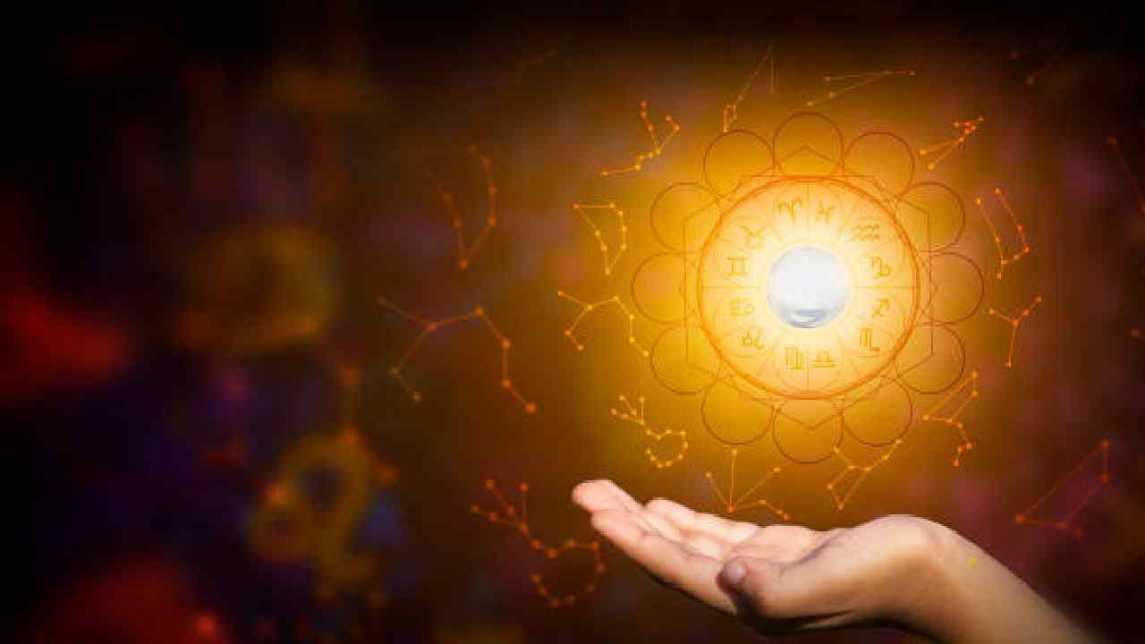 Horoscope: ರಾಶಿಭವಿಷ್ಯ, ಈ ರಾಶಿಯವರು ಕೈ ಕಟ್ಟಿ ಕುಳಿತುಕೊಳ್ಳದೇ ಪ್ರಯತ್ನ ಮಾಡಿ, ಫಲ ಪಡೆಯುವಿರಿ Horoscope: ರಾಶಿಭವಿಷ್ಯ, ಈ ರಾಶಿಯವರು ಕೈ ಕಟ್ಟಿ ಕುಳಿತುಕೊಳ್ಳದೇ ಪ್ರಯತ್ನ ಮಾಡಿ, ಫಲ ಪಡೆಯುವಿರಿ