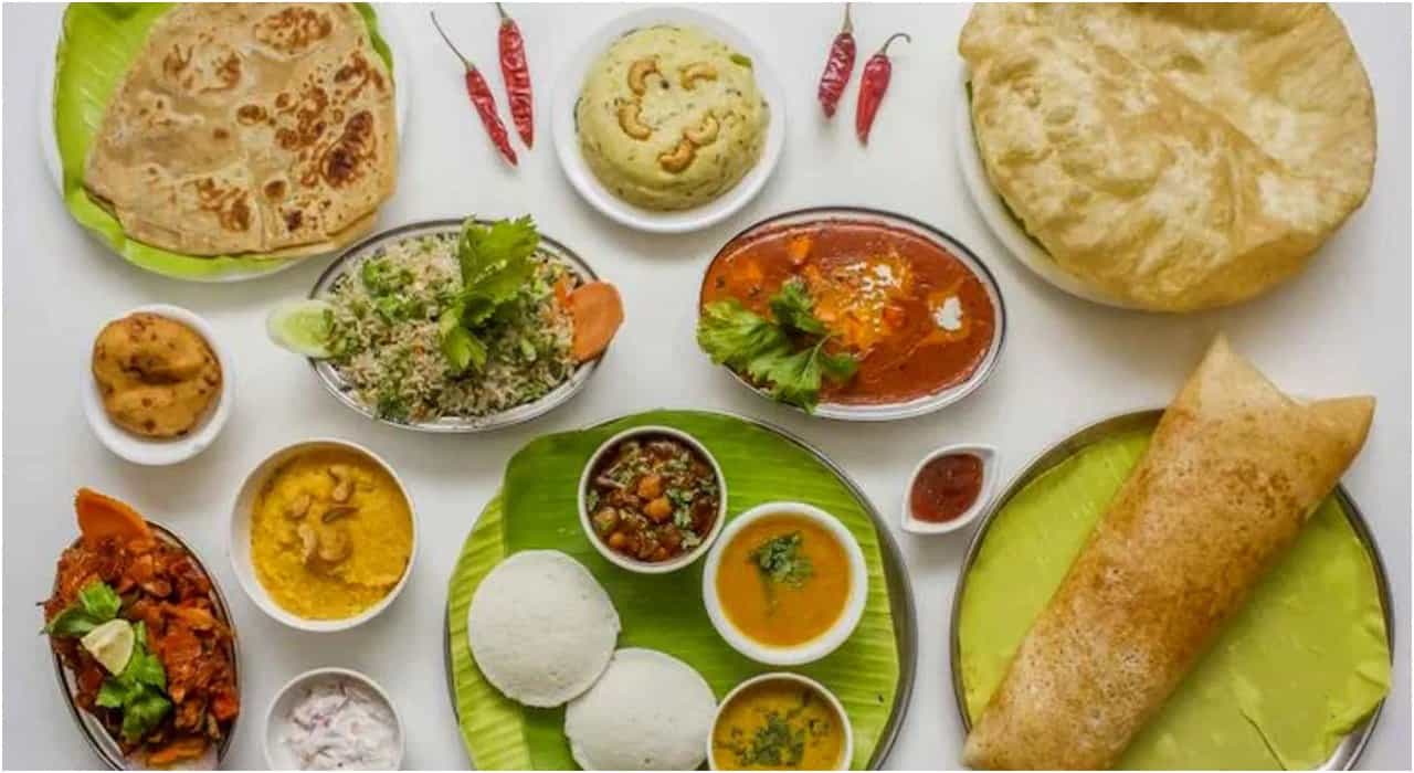 Bengaluru: ಬೆಂಗಳೂರಿನಲ್ಲಿ ಹೋಟೆಲ್ ಗ್ರಾಹಕರಿಗೂ ತಟ್ಟಲಿದೆ ಬೆಲೆ ಏರಿಕೆ ಬಿಸಿ; ಶೇ 10 - 15ರಷ್ಟು ದರ ಹೆಚ್ಚಳ ಸಾಧ್ಯತೆ Bengaluru: ಬೆಂಗಳೂರಿನಲ್ಲಿ ಹೋಟೆಲ್ ಗ್ರಾಹಕರಿಗೂ ತಟ್ಟಲಿದೆ ಬೆಲೆ ಏರಿಕೆ ಬಿಸಿ; ಶೇ 10 - 15ರಷ್ಟು ದರ ಹೆಚ್ಚಳ ಸಾಧ್ಯತೆ