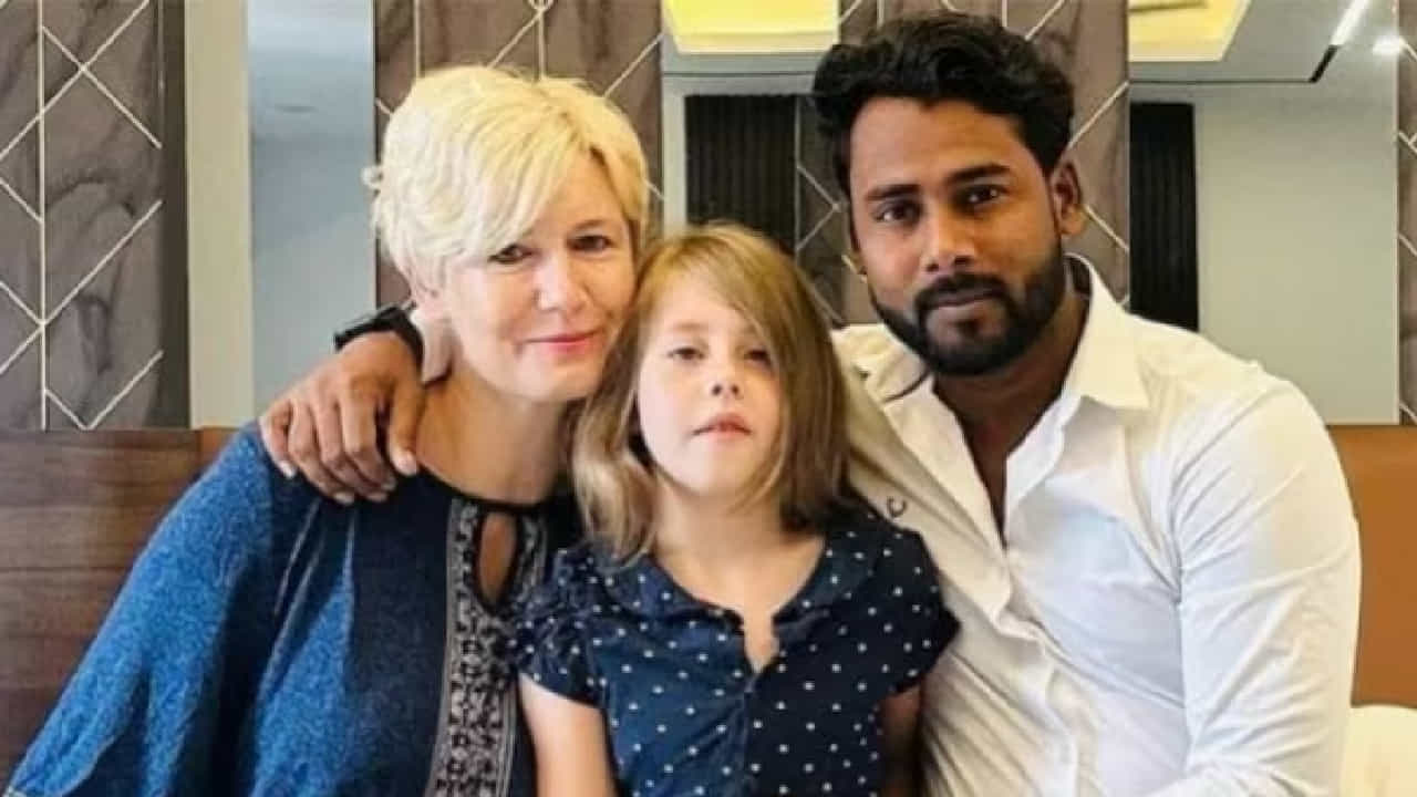 ಇನ್ಸ್ಟಾಗ್ರಾಮ್​​ನಲ್ಲಿ ಅರಳಿತು ಪ್ರೀತಿ; ಪ್ರಿಯಕರನಿಗಾಗಿ ಭಾರತಕ್ಕೆ ಬಂದ 49ವರ್ಷದ ಪೋಲೆಂಡ್‌ ಮಹಿಳೆ