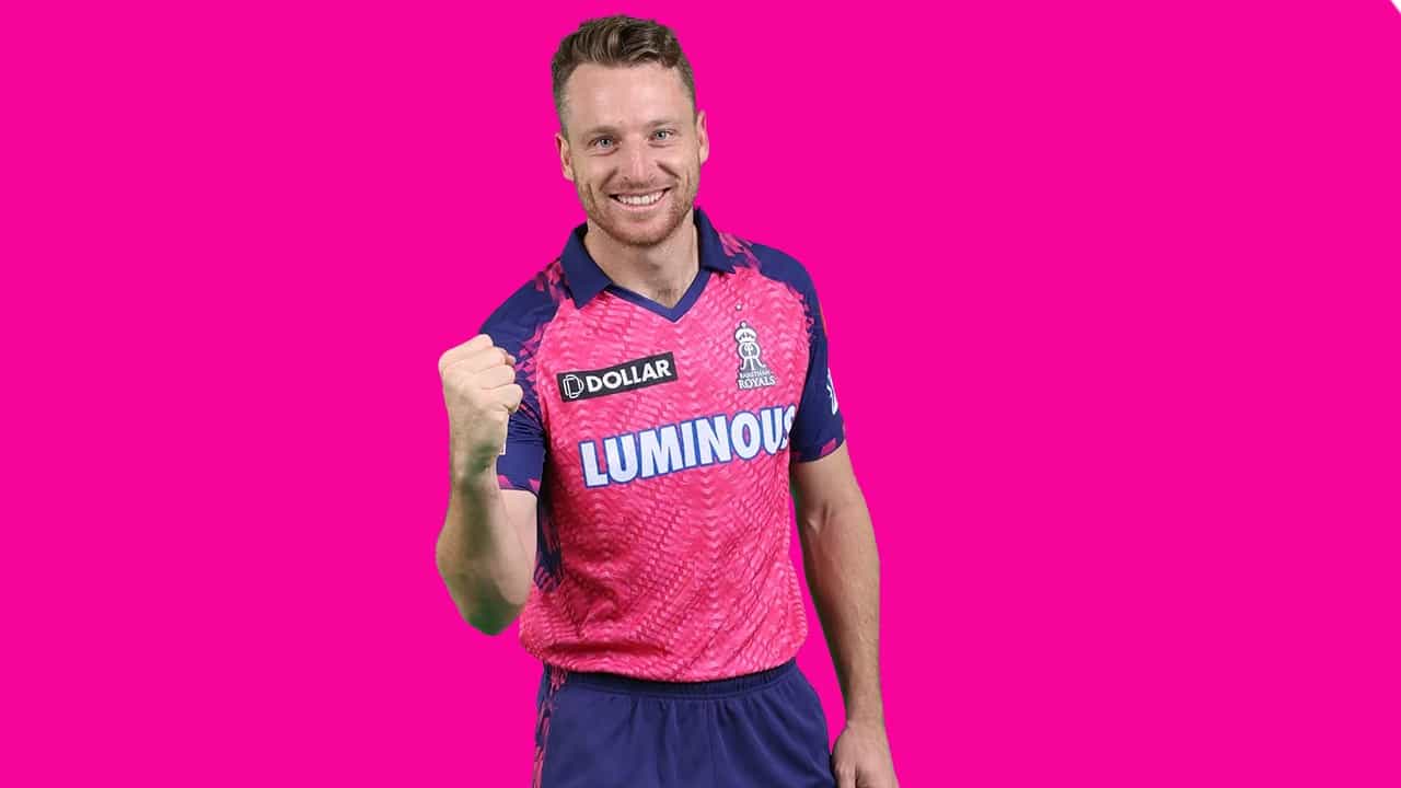 ಇಂಗ್ಲೆಂಡ್ ಟಿ20 ತಂಡದ ನಾಯಕ ಜೋಸ್ ಬಟ್ಲರ್ಗೆ (Jos Buttler) ರಾಜಸ್ಥಾನ್ ರಾಯಲ್ಸ್ (Rajasthan Royals) ಬರೋಬ್ಬರಿ 40 ಕೋಟಿ ರೂ. ಆಫರ್ ನೀಡಿದೆ. ಆದರೆ ಇದು ಐಪಿಎಲ್ ಆಡಲು ಅಲ್ಲ. ಬದಲಾಗಿ ಇನ್ನಿತರೆ ಟಿ20 ಲೀಗ್ಗಳಲ್ಲಿ ಕಣಕ್ಕಿಳಿಯಲು ಎಂಬುದು ವಿಶೇಷ.