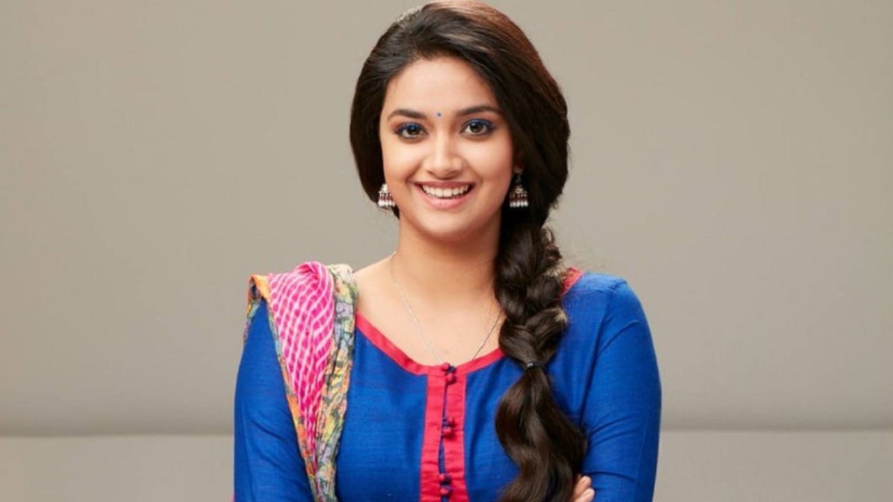 Keerthy Suresh: ಪ್ರತಿ ಚಿತ್ರಕ್ಕೆ ಕೋಟಿ ಕೋಟಿ ಪಡೆಯುವ ಕೀರ್ತಿ ಸುರೇಶ್ ಅವರ ಮೊದಲ ಸಂಭಾವನೆ ಎಷ್ಟು? Keerthy Suresh: ಪ್ರತಿ ಚಿತ್ರಕ್ಕೆ ಕೋಟಿ ಕೋಟಿ ಪಡೆಯುವ ಕೀರ್ತಿ ಸುರೇಶ್ ಅವರ ಮೊದಲ ಸಂಭಾವನೆ ಎಷ್ಟು?
