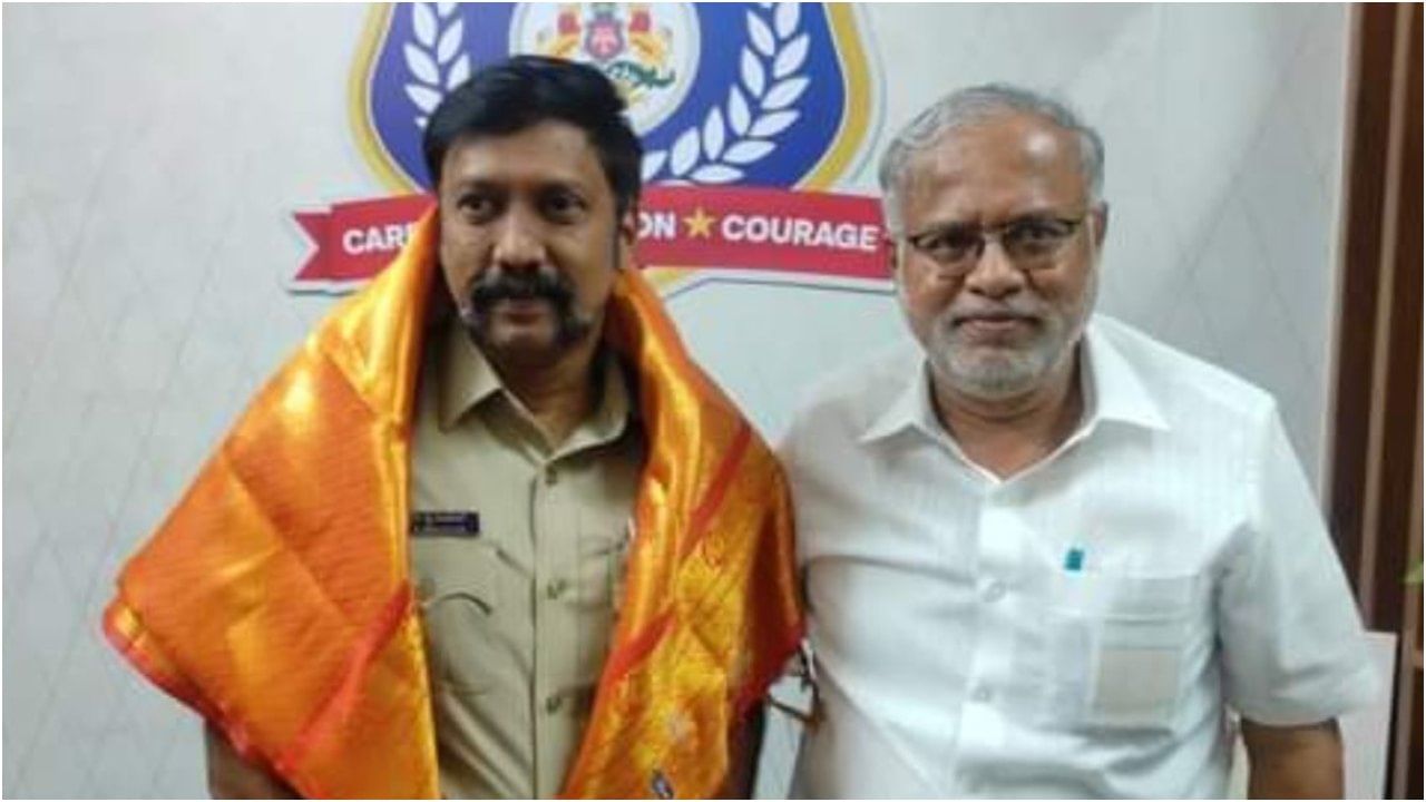 ಬಂಡೆಪಾಳ್ಯ ಇನ್ಸ್ಪೆಕ್ಟರ್ ಸಮಾಜಸೇವೆ; ಎಸ್ಎಸ್ಎಲ್ಸಿ ಫೇಲಾಗಿದ್ದ 70 ಮಕ್ಕಳು ಪೂರಕ ಪರೀಕ್ಷೆಯಲ್ಲಿ ಪಾಸ್! ಬಂಡೆಪಾಳ್ಯ ಇನ್ಸ್ಪೆಕ್ಟರ್ ಸಮಾಜಸೇವೆ; ಎಸ್ಎಸ್ಎಲ್ಸಿ ಫೇಲಾಗಿದ್ದ 70 ಮಕ್ಕಳು ಪೂರಕ ಪರೀಕ್ಷೆಯಲ್ಲಿ ಪಾಸ್!