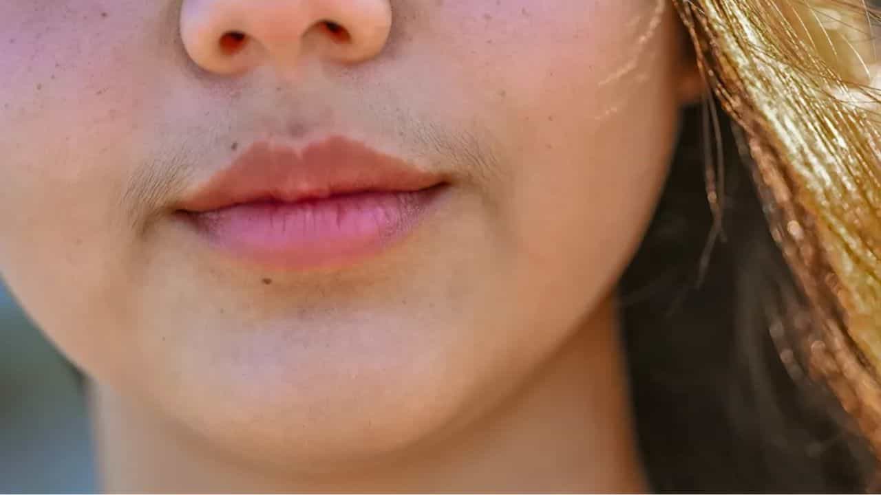 PCOS And Facial hair: ಮಹಿಳೆಯರ ಮುಖದಲ್ಲಿ ಬೆಳೆಯುವ ಕೂದಲಿನ ನಿರ್ವಹಣೆ ಹೇಗೆ? ಇಲ್ಲಿದೆ ತಜ್ಞರ ಸಲಹೆ PCOS And Facial hair: ಮಹಿಳೆಯರ ಮುಖದಲ್ಲಿ ಬೆಳೆಯುವ ಕೂದಲಿನ ನಿರ್ವಹಣೆ ಹೇಗೆ? ಇಲ್ಲಿದೆ ತಜ್ಞರ ಸಲಹೆ