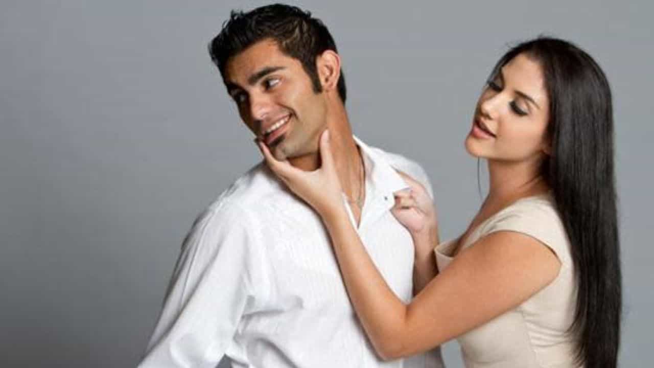 Relationship Tips: ಜೀವನ ಸಂಗಾತಿಯನ್ನು ಆಯ್ಕೆ ಮಾಡುವಾಗ ಈ 3 ವಿಷಯ ಗಮನದಲ್ಲಿಟ್ಟುಕೊಳ್ಳಿ Relationship Tips: ಜೀವನ ಸಂಗಾತಿಯನ್ನು ಆಯ್ಕೆ ಮಾಡುವಾಗ ಈ 3 ವಿಷಯ ಗಮನದಲ್ಲಿಟ್ಟುಕೊಳ್ಳಿ