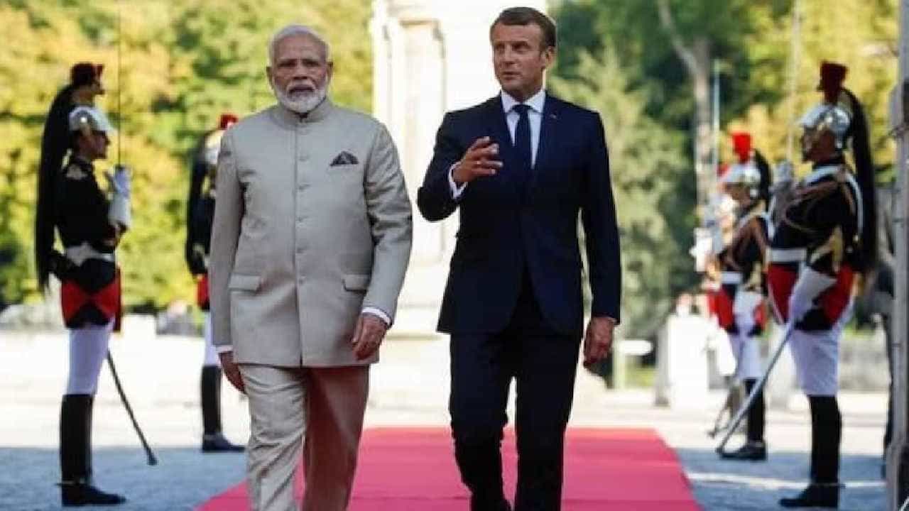 PM Modi France Visit: ಭಾರತವು ಪಾಶ್ಚಿಮಾತ್ಯ ಜಗತ್ತಿಗೆ ಒಂದು ಸೇತುವೆಯಾಗಿ ಕೆಲಸ ಮಾಡಲಿದೆ: ಪ್ರಧಾನಿ ಮೋದಿ PM Modi France Visit: ಭಾರತವು ಪಾಶ್ಚಿಮಾತ್ಯ ಜಗತ್ತಿಗೆ ಒಂದು ಸೇತುವೆಯಾಗಿ ಕೆಲಸ ಮಾಡಲಿದೆ: ಪ್ರಧಾನಿ ಮೋದಿ