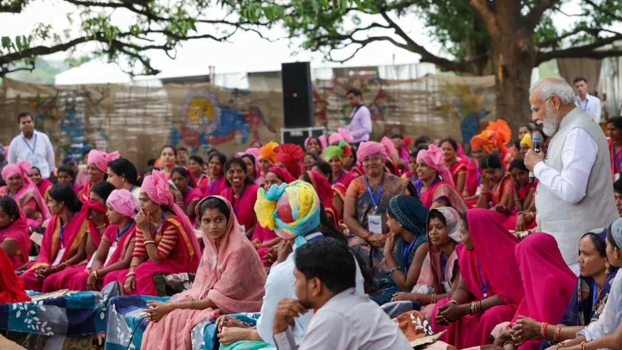 PM Modi in Shahdol PM Modi visits Pakaria interacts with people from tribal communities Check out the photos here
