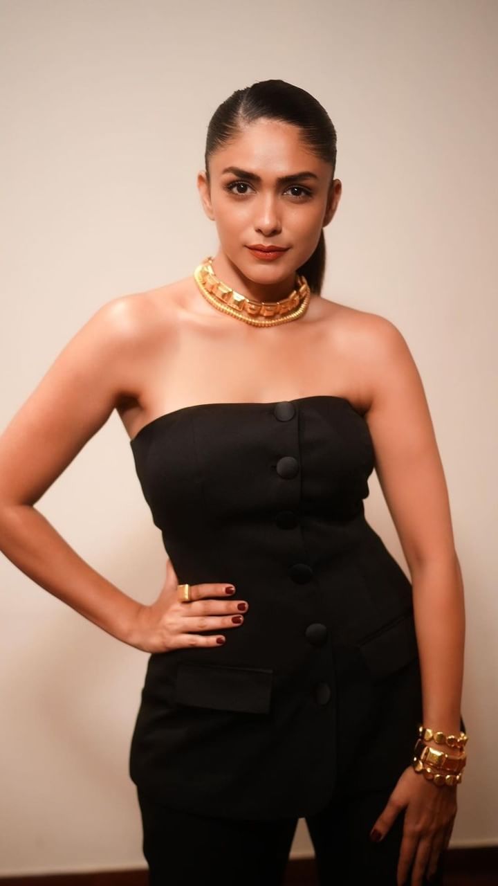 Mrunal (3)