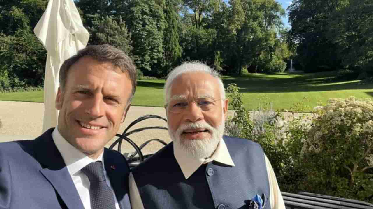 PM Modi France Visit: ಲಾಂಗ್ ಲಿವ್ ಫ್ರೆಂಡ್ಶಿಪ್, ಮೋದಿ ಜತೆಗೆ ಫ್ರಾನ್ಸ್​ ಅಧ್ಯಕ್ಷ ಮ್ಯಾಕ್ರನ್ ಸೆಲ್ಫಿ