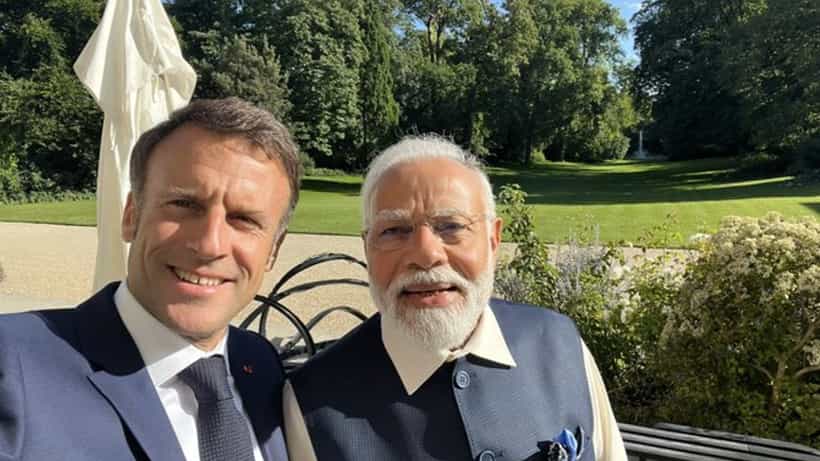 PM Modi France Visit: ಲಾಂಗ್ ಲಿವ್ ಫ್ರೆಂಡ್ಶಿಪ್, ಮೋದಿ ಜತೆಗೆ ಫ್ರಾನ್ಸ್ ಅಧ್ಯಕ್ಷ ಮ್ಯಾಕ್ರನ್ ಸೆಲ್ಫಿ