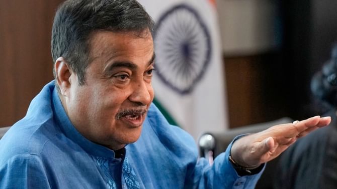 Gadkari on Petrol Price: ಹೀಗಾದರೆ ಪ್ರತಿ ಲೀಟರ್ ಪೆಟ್ರೋಲ್ ₹15 ಕ್ಕೆ ಮಾರಾಟ ಮಾಡಬಹುದು; ಸಚಿವ ನಿತಿನ್ ಗಡ್ಕರಿ ಹೇಳಿದ್ದೇನು? Gadkari on Petrol Price: ಹೀಗಾದರೆ ಪ್ರತಿ ಲೀಟರ್ ಪೆಟ್ರೋಲ್ ₹15 ಕ್ಕೆ ಮಾರಾಟ ಮಾಡಬಹುದು; ಸಚಿವ ನಿತಿನ್ ಗಡ್ಕರಿ ಹೇಳಿದ್ದೇನು?