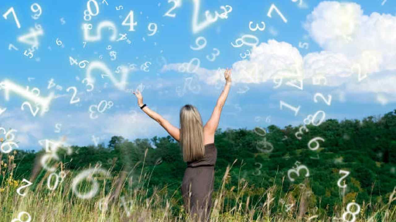Numerology Predictions: ಸಂಖ್ಯಾಶಾಸ್ತ್ರ ಪ್ರಕಾರ ಜನ್ಮಸಂಖ್ಯೆಗೆ ಅನುಗುಣವಾಗಿ ಜುಲೈ 18ರ ದಿನಭವಿಷ್ಯ Numerology Predictions: ಸಂಖ್ಯಾಶಾಸ್ತ್ರ ಪ್ರಕಾರ ಜನ್ಮಸಂಖ್ಯೆಗೆ ಅನುಗುಣವಾಗಿ ಜುಲೈ 18ರ ದಿನಭವಿಷ್ಯ
