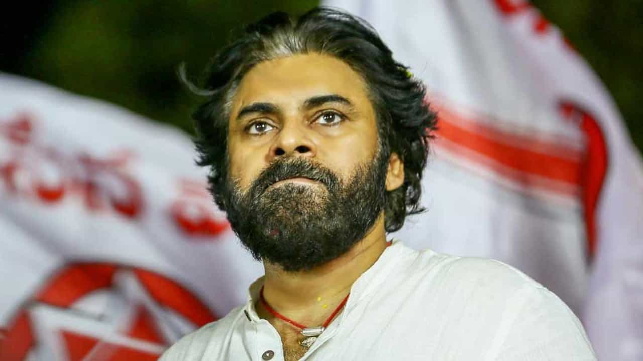 ಪವನ್ ಕಲ್ಯಾಣ್ ವಿರುದ್ಧ ಪ್ರತಿಭಟನೆ, ಮಹಿಳಾ ಆಯೋಗದಿಂದ ನೊಟೀಸ್: ಆ ಹೇಳಿಕೆಯಿಂದಲೇ ಸಮಸ್ಯೆ ಪವನ್ ಕಲ್ಯಾಣ್ ವಿರುದ್ಧ ಪ್ರತಿಭಟನೆ, ಮಹಿಳಾ ಆಯೋಗದಿಂದ ನೊಟೀಸ್: ಆ ಹೇಳಿಕೆಯಿಂದಲೇ ಸಮಸ್ಯೆ